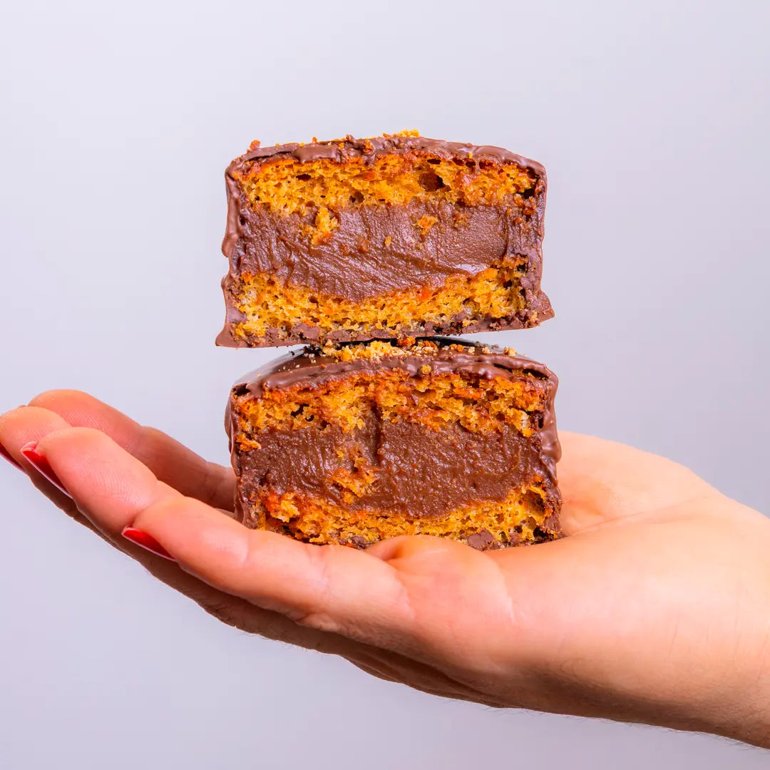 LANÇAMENTO - Bolinho de Cenoura Fit – Sem Açúcar e Proteico (100g)