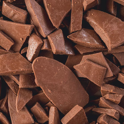 Pão de mel proteico de chocotone com camada generosa de chocolate e recheio fit de brigadeiro sem açúcar.