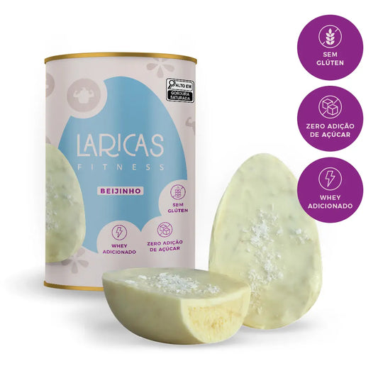 Ovo de Páscoa fit sabor beijinho, feito com chocolate branco, whey protein, sem glúten e sem adição de açúcar. 250g